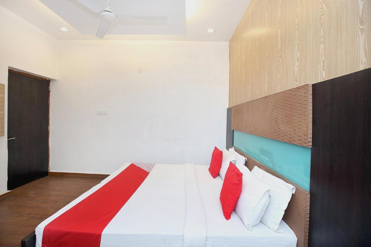Hotel O Queensland 암리차르 외부 사진