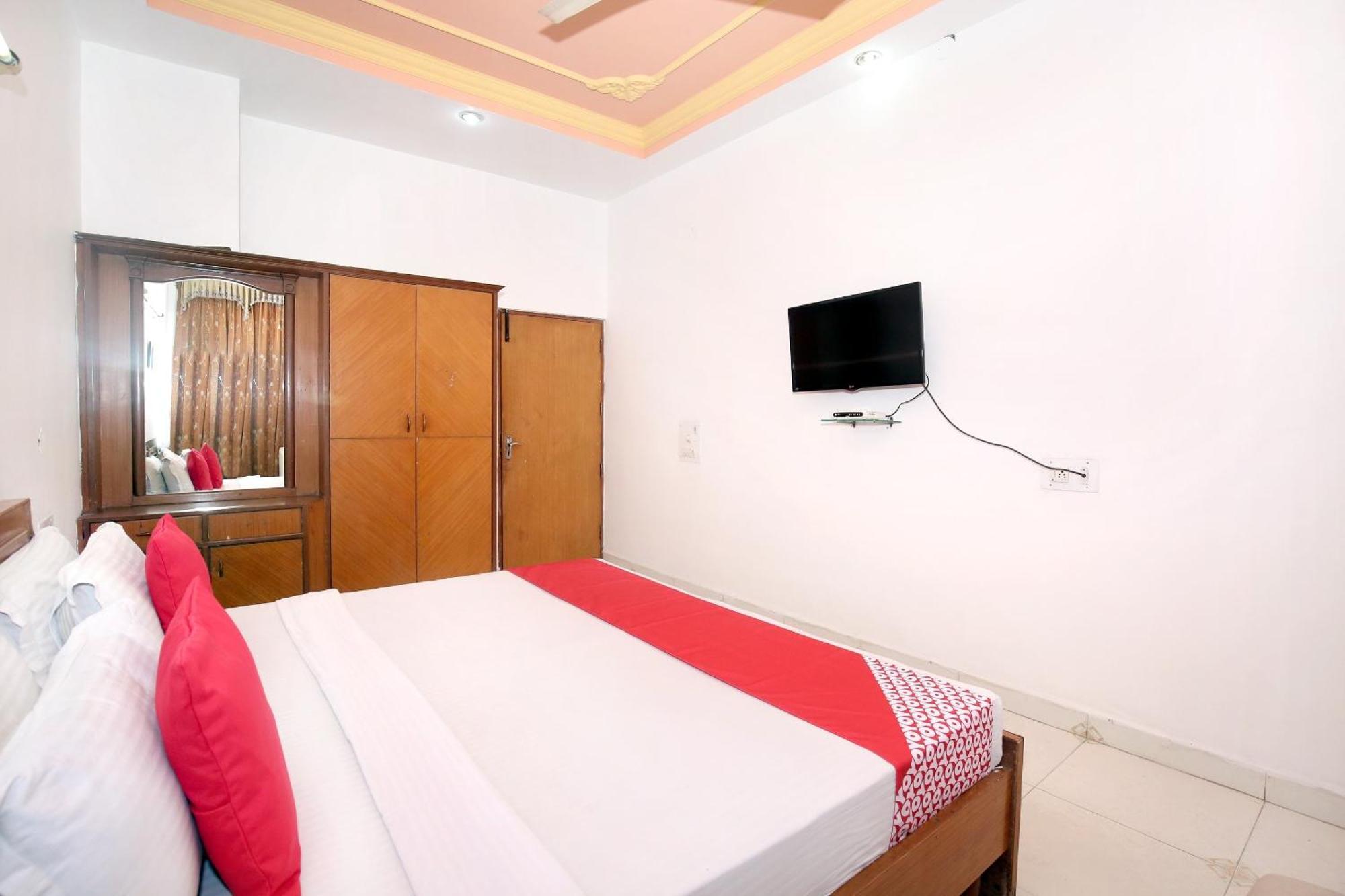 Hotel O Queensland 암리차르 외부 사진