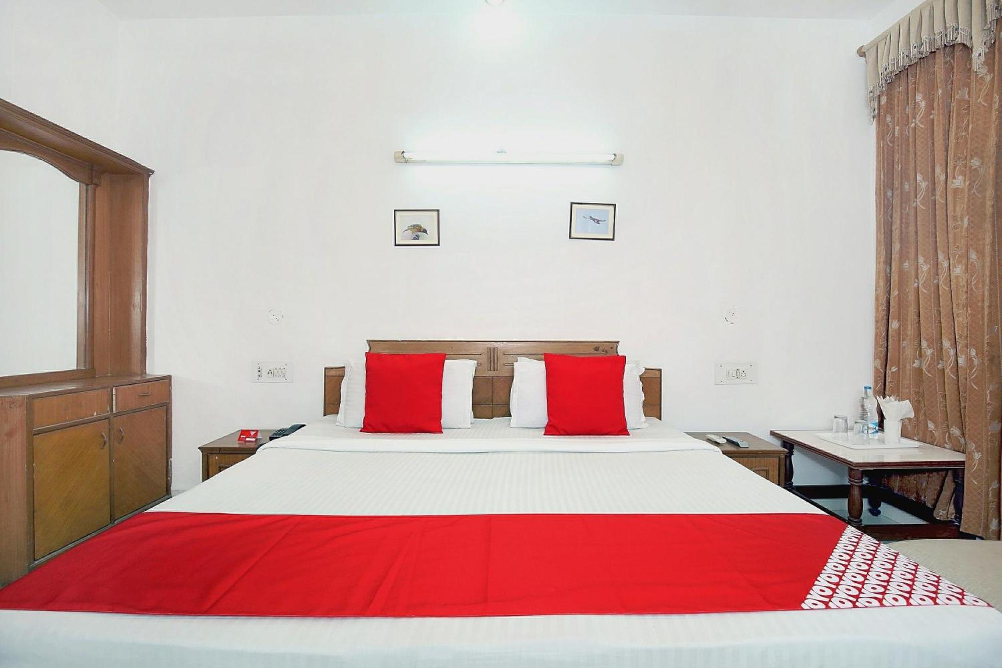 Hotel O Queensland 암리차르 외부 사진
