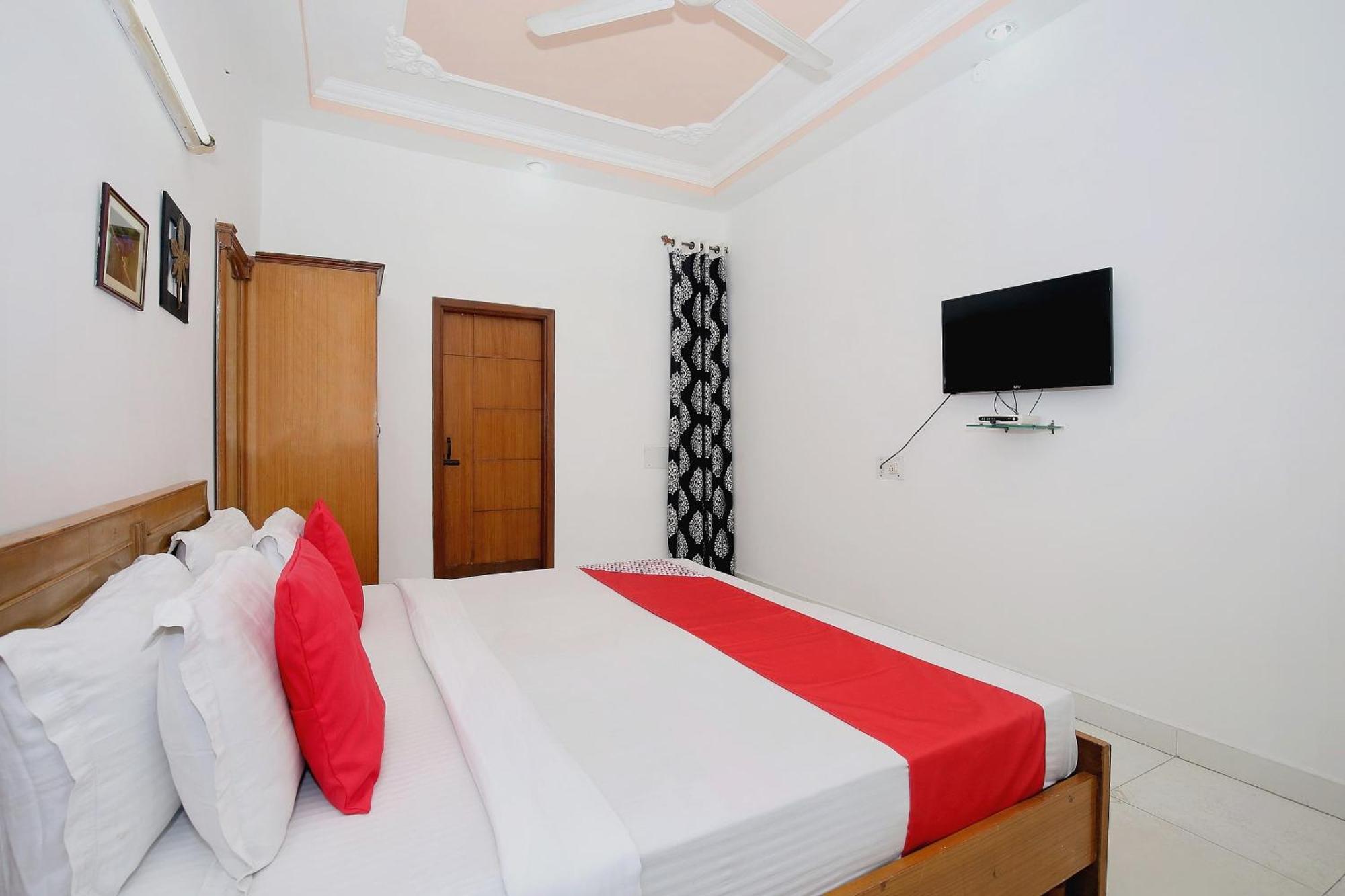 Hotel O Queensland 암리차르 외부 사진